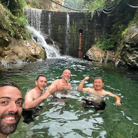 Family Hotel Zhangjiajie Luaran gambar